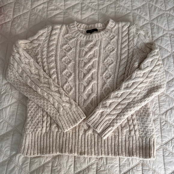 Banana Republic Sweaters - Banana Republic Wool Cable Knit Sweater Size M